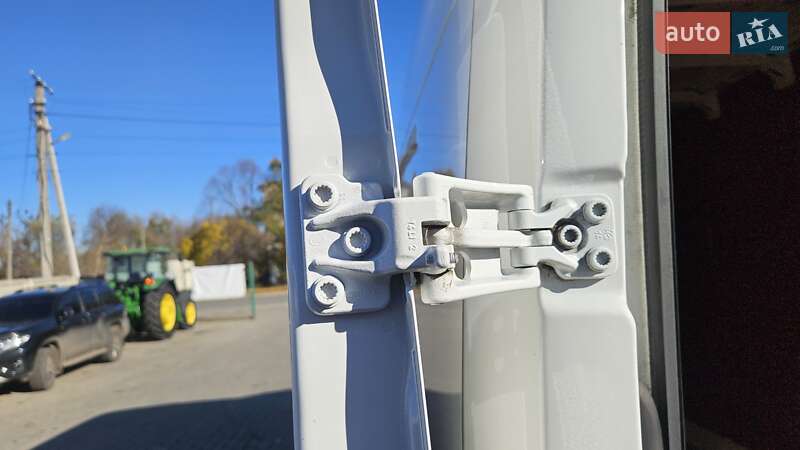 Вантажний фургон Volkswagen Crafter 2022 в Радомишлі