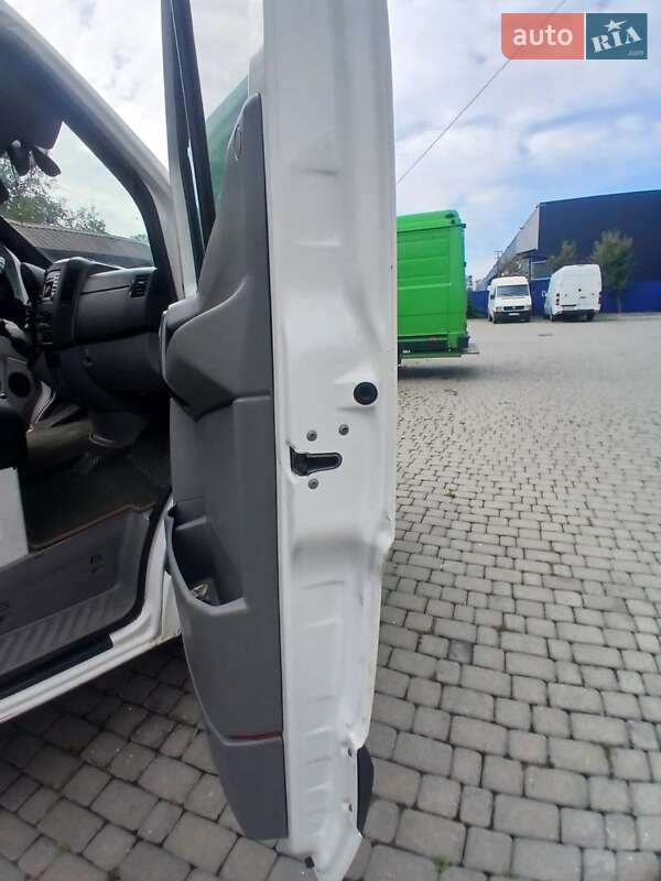 Грузовой фургон Volkswagen Crafter 2011 в Ивано-Франковске