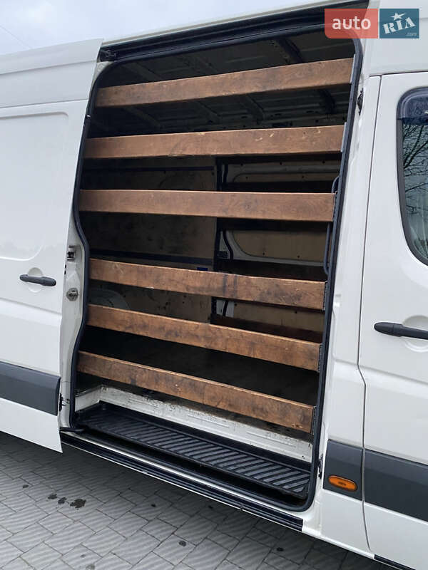 Вантажний фургон Volkswagen Crafter 2011 в Яворові фото 29 Вантажний фургон Volkswagen Crafter 2011 в Яворові