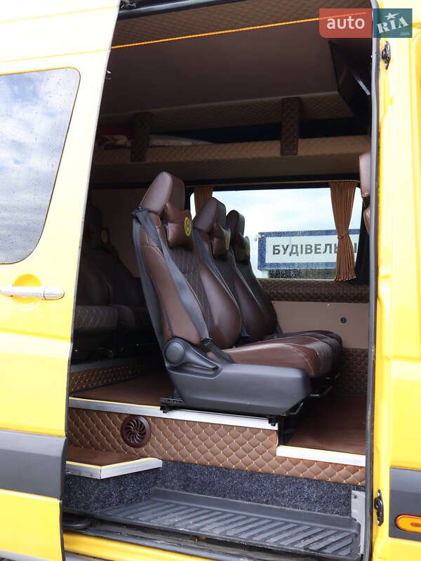 Универсал Volkswagen Crafter 2016 в Дрогобыче