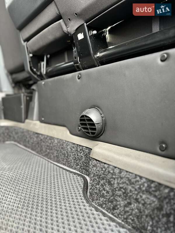 Вантажопасажирський фургон Volkswagen Crafter 2018 в Білогородці