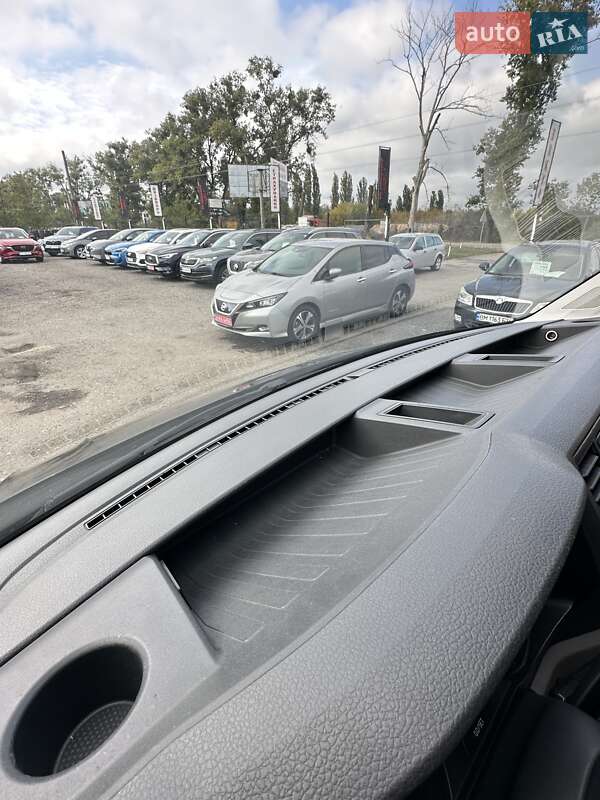 Вантажопасажирський фургон Volkswagen Crafter 2018 в Білогородці