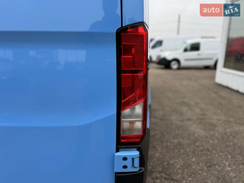 Грузовой фургон Volkswagen Crafter 2021 в Киеве