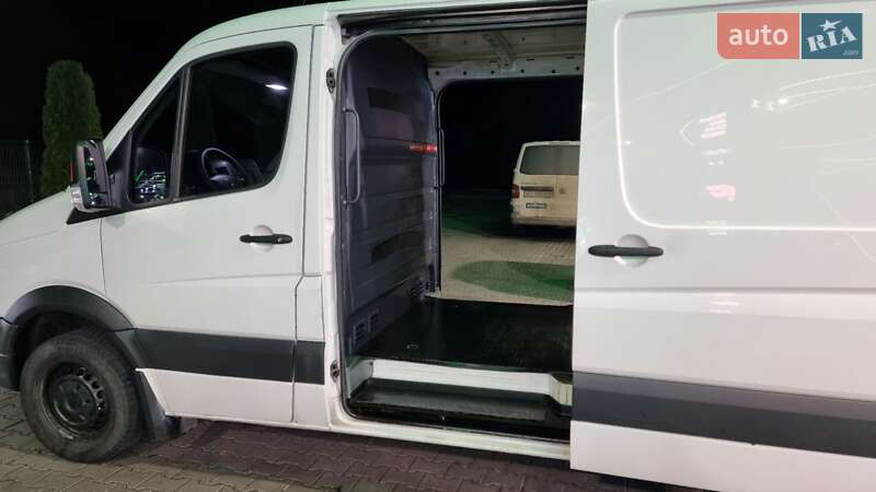 Вантажний фургон Volkswagen Crafter 2015 в Івано-Франківську фото 13 Вантажний фургон Volkswagen Crafter 2015 в Івано-Франківську