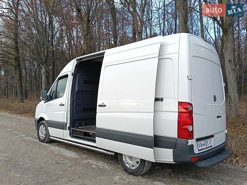 Вантажний фургон Volkswagen Crafter 2015 в Почаєві