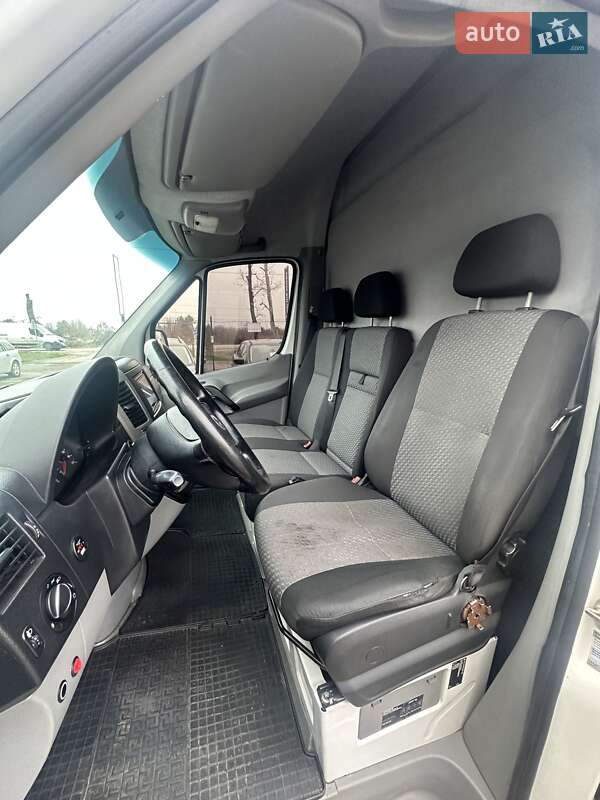 Вантажний фургон Volkswagen Crafter 2013 в Білогородці