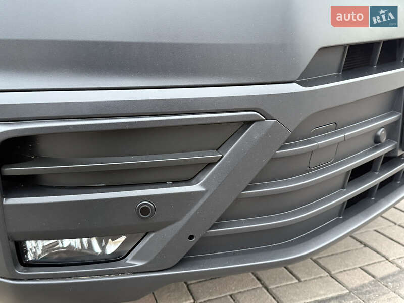 Грузовой фургон Volkswagen Crafter 2021 в Киеве