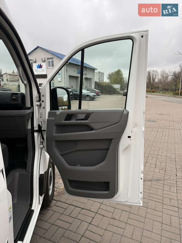 Грузовой фургон Volkswagen Crafter 2021 в Киеве