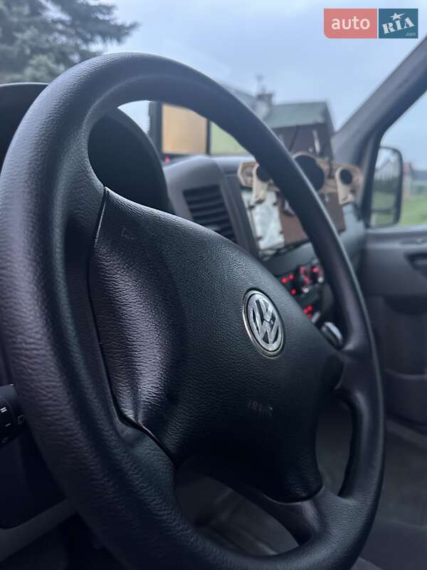 Микроавтобус Volkswagen Crafter 2010 в Ровно