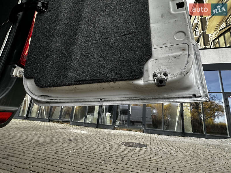 Мікроавтобус Volkswagen Crafter 2015 в Рівному фото 25 Мікроавтобус Volkswagen Crafter 2015 в Рівному