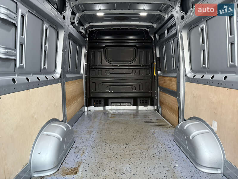 Грузовой фургон Volkswagen Crafter 2018 в Дубно