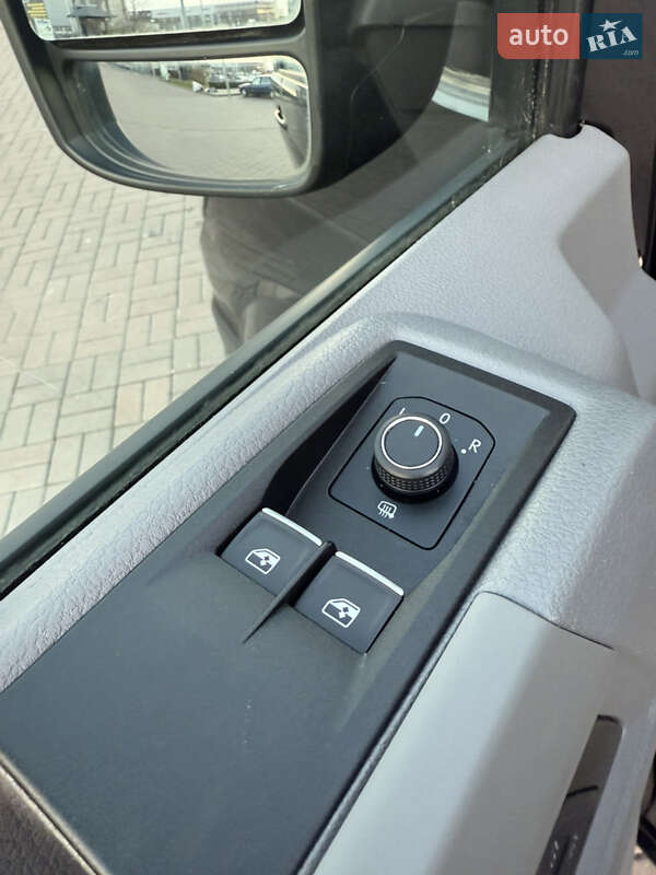 Вантажний фургон Volkswagen Crafter 2021 в Києві фото 56 Вантажний фургон Volkswagen Crafter 2021 в Києві