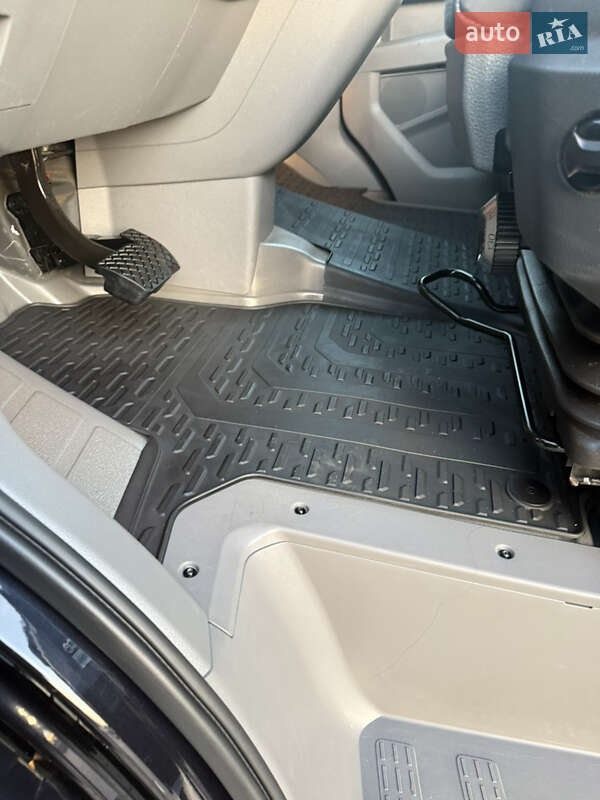Вантажний фургон Volkswagen Crafter 2021 в Києві фото 62 Вантажний фургон Volkswagen Crafter 2021 в Києві