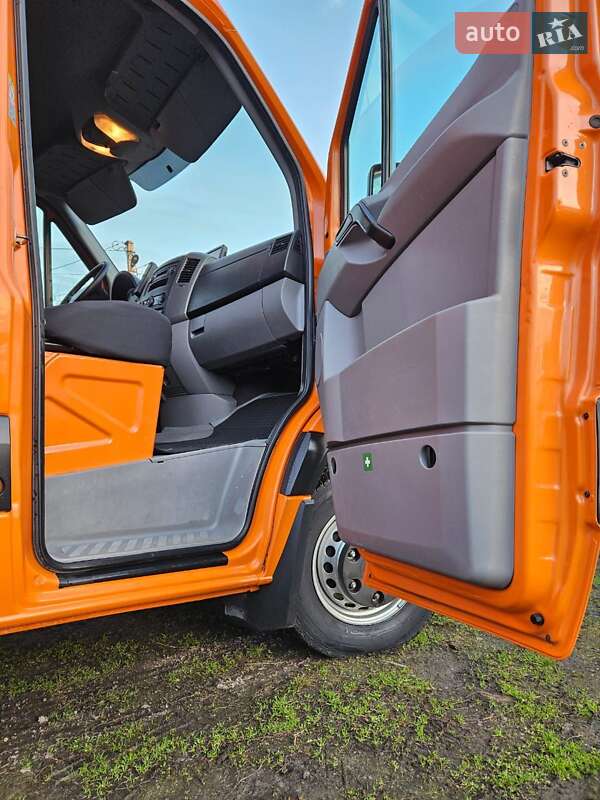 Грузовой фургон Volkswagen Crafter 2014 в Луцке фото 9 Грузовой фургон Volkswagen Crafter 2014 в Луцке