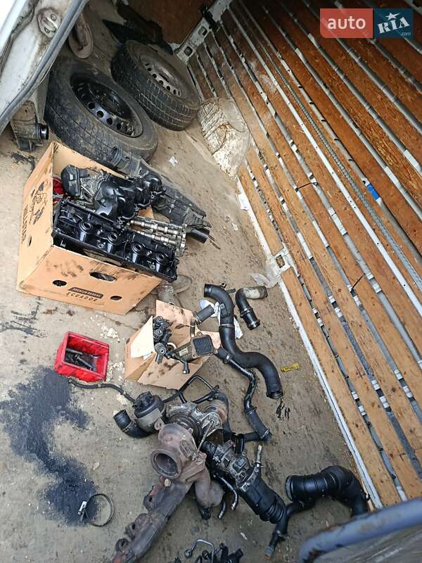 Грузовой фургон Volkswagen Crafter 2011 в Львове