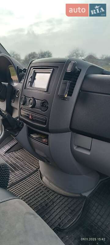 Грузовой фургон Volkswagen Crafter 2007 в Великой Александровке