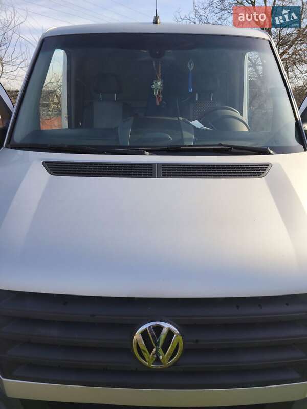 Вантажний фургон Volkswagen Crafter 2014 в Чернівцях фото 2 Вантажний фургон Volkswagen Crafter 2014 в Чернівцях