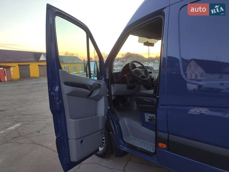 Грузовой фургон Volkswagen Crafter 2016 в Ровно фото 40 Грузовой фургон Volkswagen Crafter 2016 в Ровно