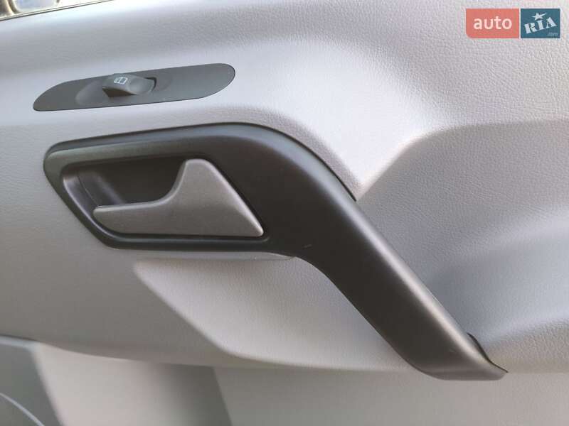 Грузовой фургон Volkswagen Crafter 2016 в Ровно фото 58 Грузовой фургон Volkswagen Crafter 2016 в Ровно