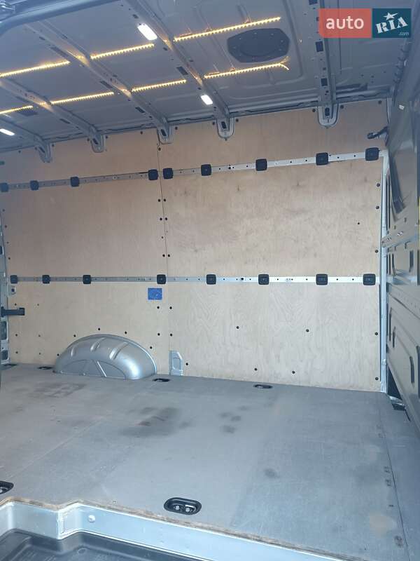 Грузовой фургон Volkswagen Crafter 2019 в Луцке