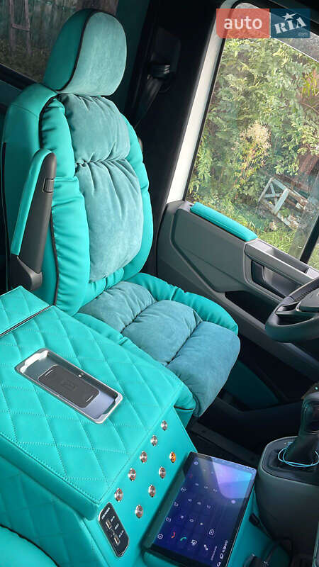 Мінівен Volkswagen Crafter 2020 в Києві