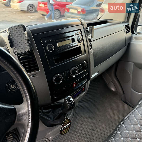 Грузопассажирский фургон Volkswagen Crafter 2008 в Одессе