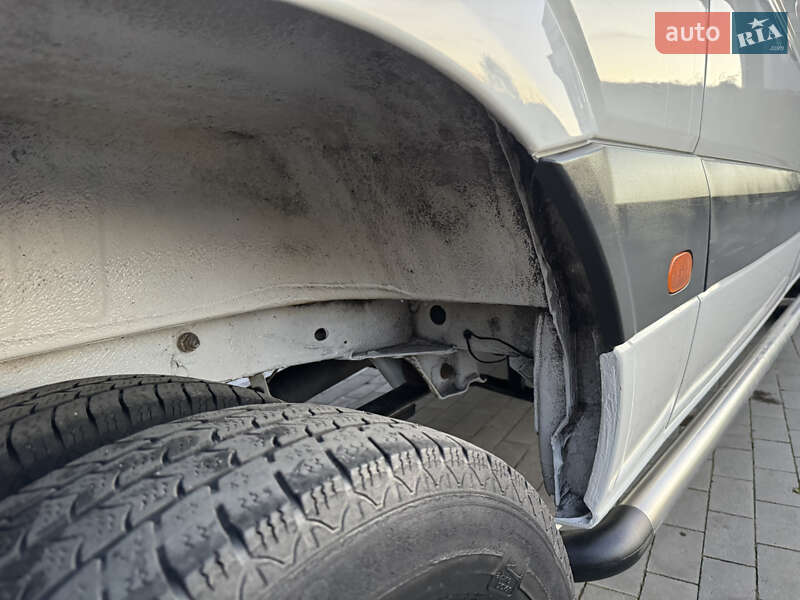 Грузовой фургон Volkswagen Crafter 2015 в Луцке