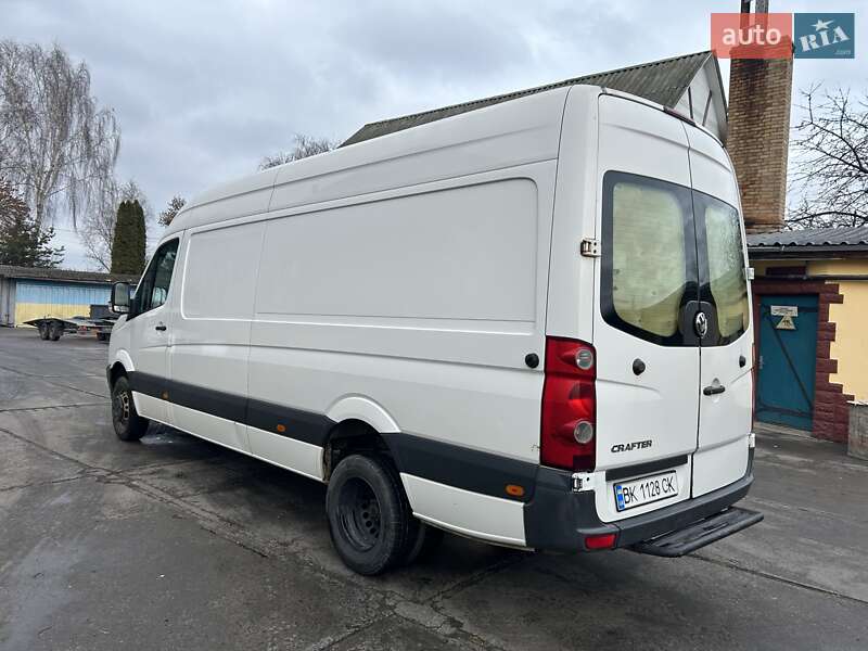 Вантажний фургон Volkswagen Crafter 2014 в Рівному