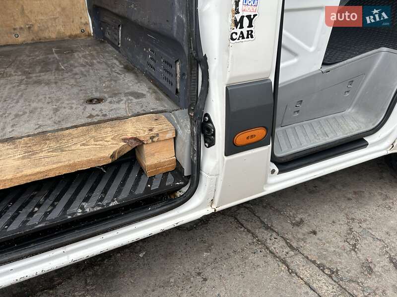 Вантажний фургон Volkswagen Crafter 2014 в Рівному