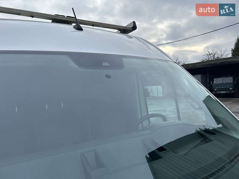 Вантажний фургон Volkswagen Crafter 2018 в Рівному