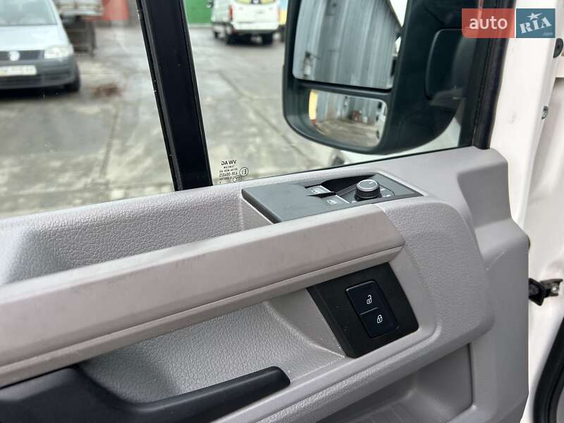 Вантажний фургон Volkswagen Crafter 2018 в Рівному