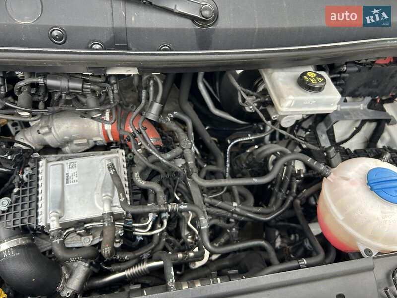 Вантажний фургон Volkswagen Crafter 2018 в Рівному