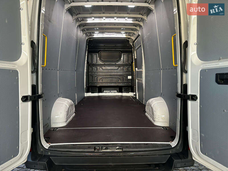 Вантажний фургон Volkswagen Crafter 2021 в Івано-Франківську