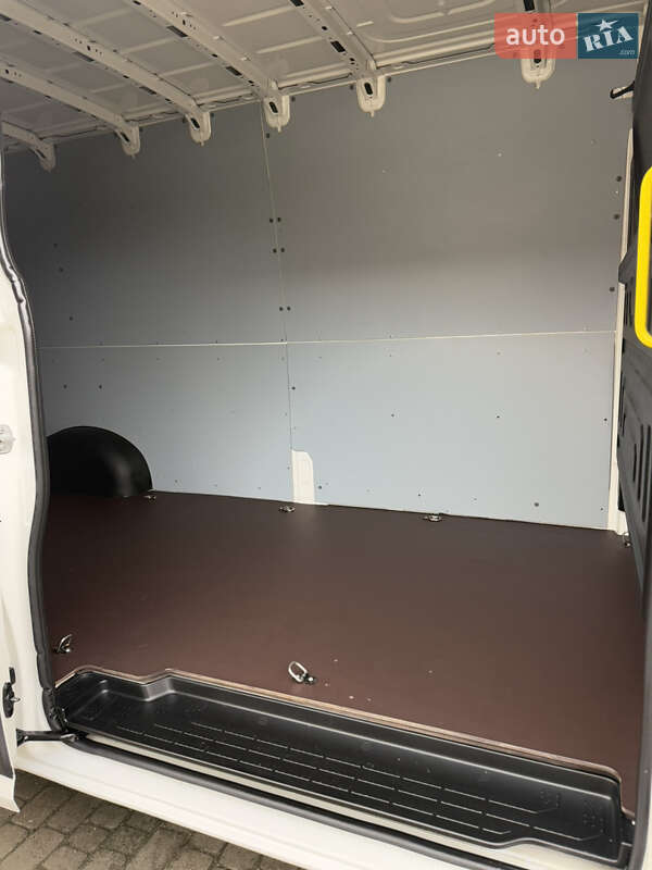 Грузовой фургон Volkswagen Crafter 2021 в Киеве фото 44 Грузовой фургон Volkswagen Crafter 2021 в Киеве