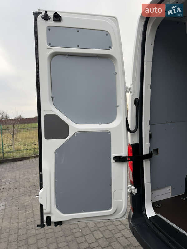 Грузовой фургон Volkswagen Crafter 2021 в Киеве фото 54 Грузовой фургон Volkswagen Crafter 2021 в Киеве