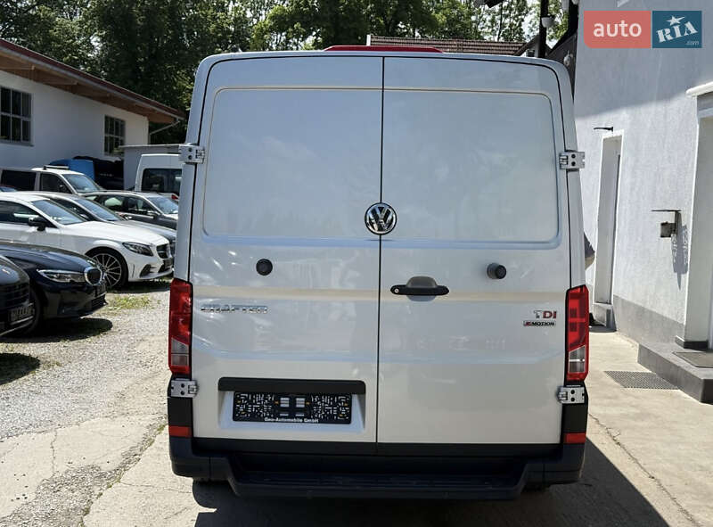 Вантажний фургон Volkswagen Crafter 2018 в Івано-Франківську