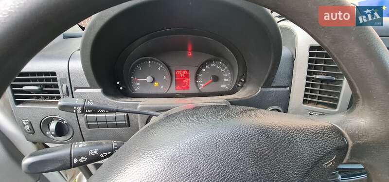 Грузовой фургон Volkswagen Crafter 2012 в Луцке