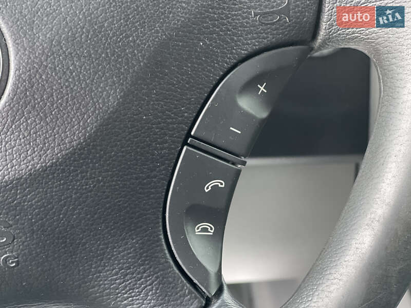 Вантажний фургон Volkswagen Crafter 2016 в Нововолинську