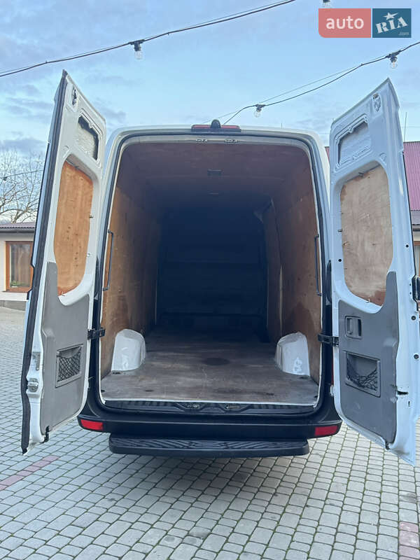 Вантажний фургон Volkswagen Crafter 2012 в Іршаві фото 12 Вантажний фургон Volkswagen Crafter 2012 в Іршаві