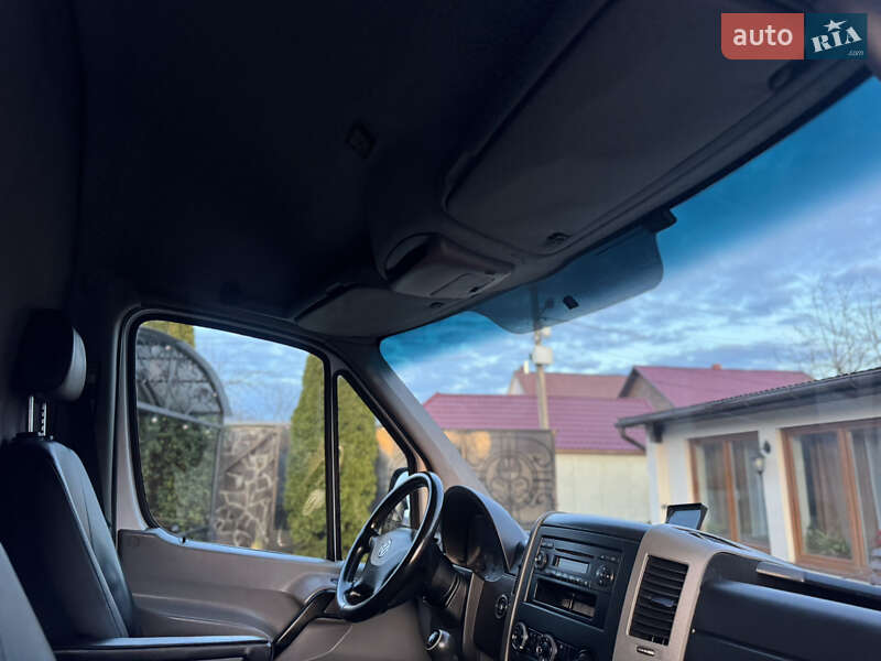 Вантажний фургон Volkswagen Crafter 2012 в Іршаві фото 31 Вантажний фургон Volkswagen Crafter 2012 в Іршаві