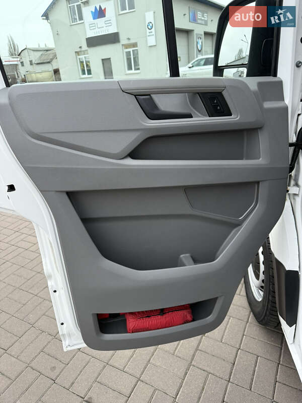 Грузовой фургон Volkswagen Crafter 2021 в Киеве фото 51 Грузовой фургон Volkswagen Crafter 2021 в Киеве