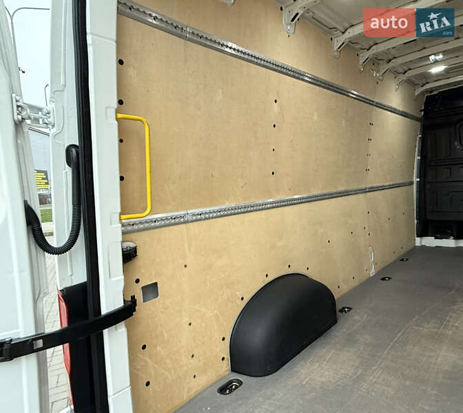 Грузовой фургон Volkswagen Crafter 2021 в Киеве фото 108 Грузовой фургон Volkswagen Crafter 2021 в Киеве