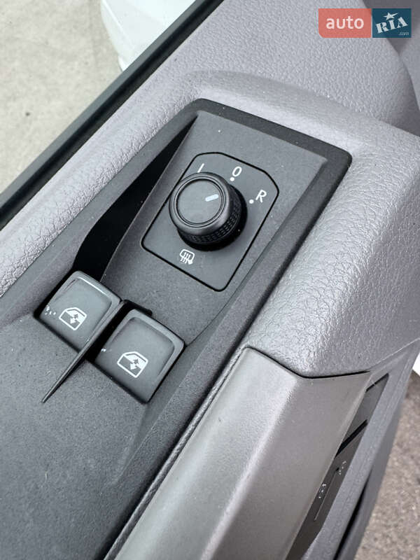 Грузовой фургон Volkswagen Crafter 2019 в Киеве фото 17 Грузовой фургон Volkswagen Crafter 2019 в Киеве