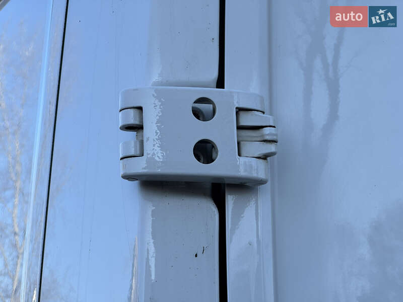 Вантажний фургон Volkswagen Crafter 2018 в Вінниці