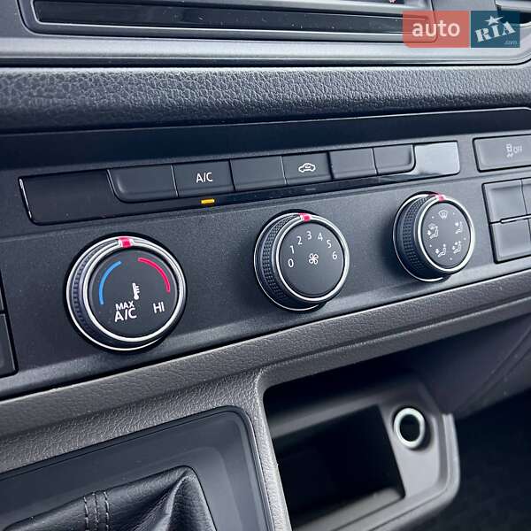 Вантажний фургон Volkswagen Crafter 2018 в Києві