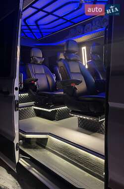 Мікроавтобус Volkswagen Crafter 2022 в Рудки