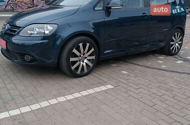Хэтчбек Volkswagen Cross Golf Plus 2008 в Луцке