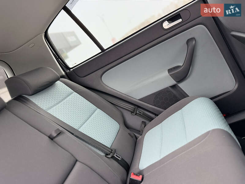 Хэтчбек Volkswagen Cross Golf 2007 в Владимире фото 75 Хэтчбек Volkswagen Cross Golf 2007 в Владимире