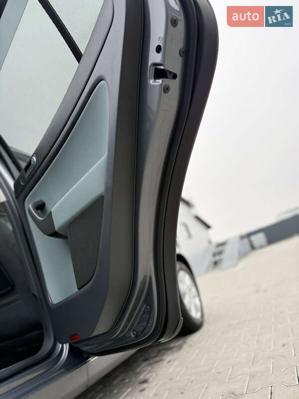 Хэтчбек Volkswagen Cross Golf 2007 в Владимире фото 79 Хэтчбек Volkswagen Cross Golf 2007 в Владимире