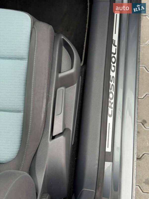 Хэтчбек Volkswagen Cross Golf 2007 в Владимире фото 90 Хэтчбек Volkswagen Cross Golf 2007 в Владимире